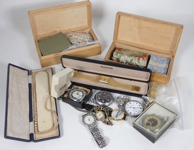 Lot 327 - A gent's Ingersoll nickel cased open faced...