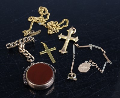 Lot 302 - A 9ct gold brooch supporting agate and...