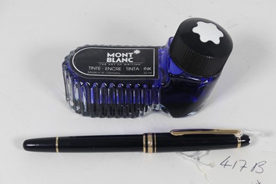 Lot 417b - A Montblanc Meisterstück fountain pen, black...