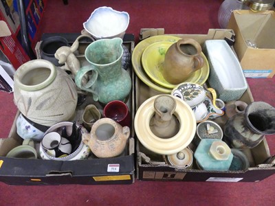 Lot 514 - Miscellaneous ceramics and studio pottery to...