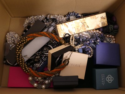 Lot 372 - A collection of modern costume jewellery, to...