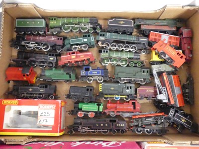 Lot 528 - One tray of mixed 00 gauge locomotives to...