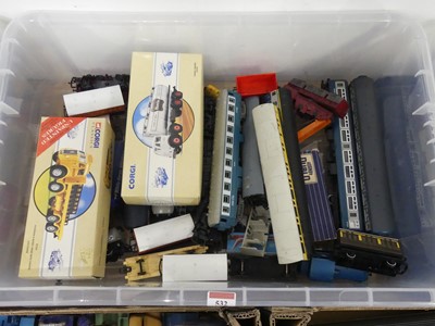 Lot 532 - One tray of mixed 00 gauge railways and Corgi...