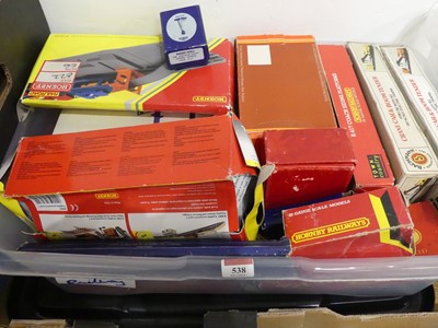 Lot 538 - A quantity of Hornby Triang and 00 boxed...