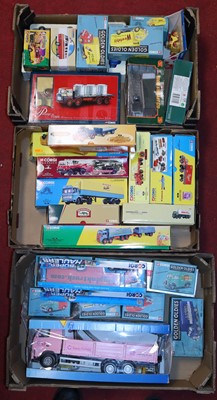 Lot 554 - Three boxes of boxed modern release Corgi...