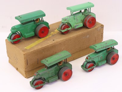 Lot 638 - Dinky Toys No. 25P Aveling Barford Diesel...