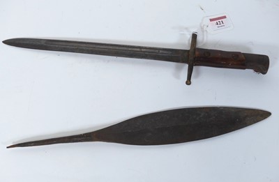 Lot 421 - An Italian model 1891 Carcano bayonet, having...