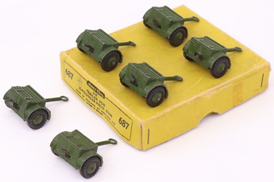 Lot 634 - Dinky Toys No. 687 Military Trailer for 25...