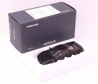 Lot 19 - An Auto Art Signature Series 1990 Honda NSX...
