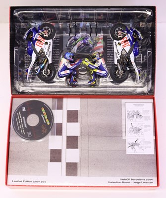Lot 26 - Minichamps 1/12 scale Valentino Rossi...