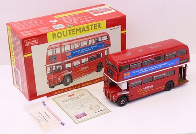 Lot 30 - Sunstar 1/24 scale limited edition No. 2914...