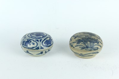 Lot 37 - A pair of Chinese blue and white circular...