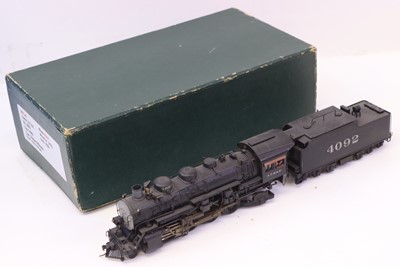 Lot 455 - A HO gauge American Outline brass Baldwin...