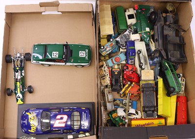 Lot 84 - Two trays containing 1/18 scale and 1/43 scale...