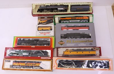 Lot 257 - Eight H0 gauge locos to include a Proto 2000...