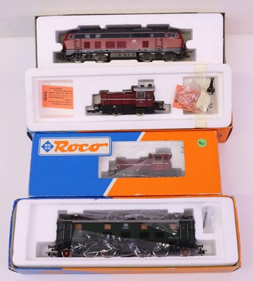 Lot 252 - Four HO gauge Roco locomotives, to include a...
