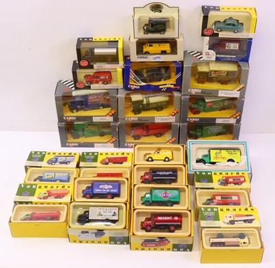 Lot 545 - Box of mixed scale modern issue diecast to...