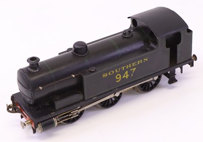 Lot 122 - Bassett Lowke 0-6-0 Southern tank loco running...