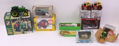 Lot 433 - Collection of mixed scale diecast and...