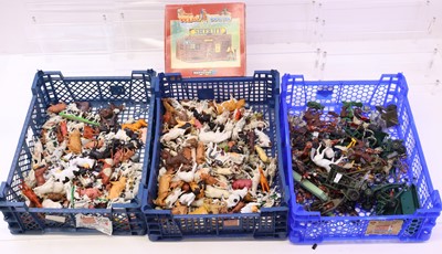 Lot 420 - 3 trays of mixed Britains Farm and Lead...