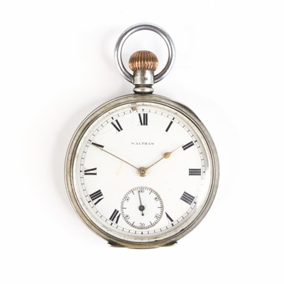 Lot 383 - An Edwardian Waltham silver cased pocket watch,...