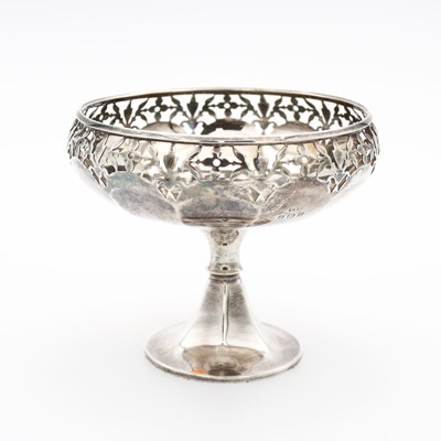 Lot 237 - A George V silver pedestal comport, having a...