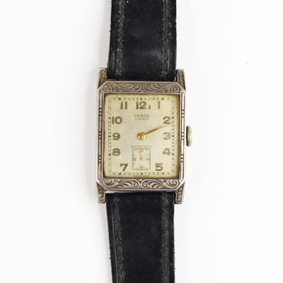 Lot 346 - An Art Deco Varix gentlemans wristwatch, the...