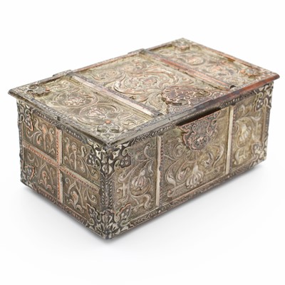 Lot 225 - An early 20th century Japanese export white...