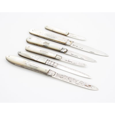 Lot 252 - A collection of six Victorian silver bladed...