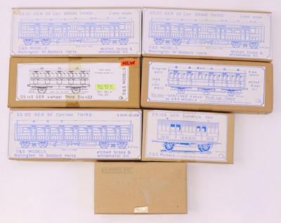 Lot 483 - Seven unmade 00 gauge D&S models GER wagon and...