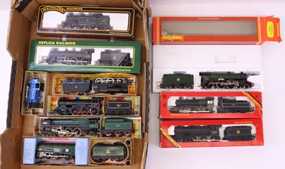 Lot 212 - Collection of various 00 gauge locos, to...