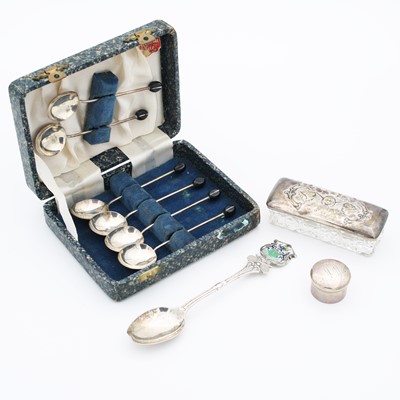 Lot 246 - A cased set of six George V silver coffee...
