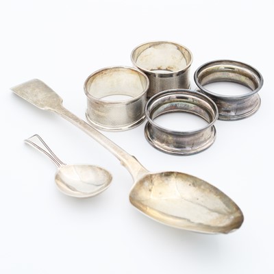 Lot 247 - A Victorian silver serving spoon in the Fiddle...