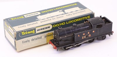 Lot 318 - DL7 pre-war Hornby-Dublo 0-6-2 clockwork tank...