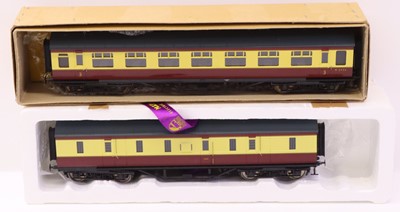 Lot 227 - Two MTH 0 gauge ex-Stanier finescale coaches,...