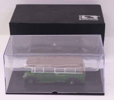 Lot 992 - Resin Specialist 1/76 scale London Transport...