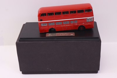 Lot 993 - Resin Specialist 1/76 scale London Transport...