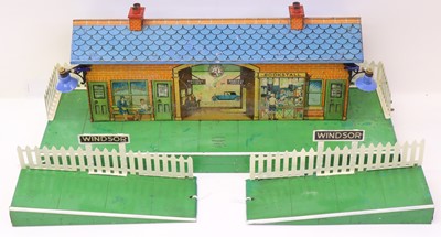 Lot 86 - 1934-6 Hornby 0-gauge No.2E Windsor Station...