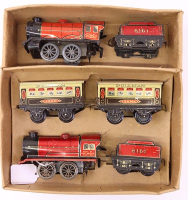 Lot 108 - 1933-6 Hornby 0-gauge MO clockwork loco &...