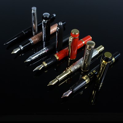 Lot 421 - A collection of Hero of Shanghai fountain pens,...