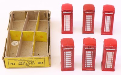 Lot 648 - Dinky Toys Trade Box for a No.750/12C...