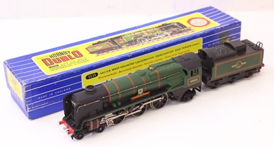 Lot 276 - 3235 Hornby-Dublo 3-rail loco & tender...