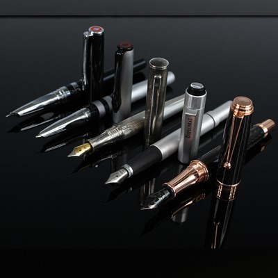 Lot 426 - A Monteverde USA Invincia Deluxa fountain pen...