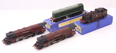 Lot 346 - Four Hornby-Dublo 3-rail locos: EDL17 tank 0-6-...