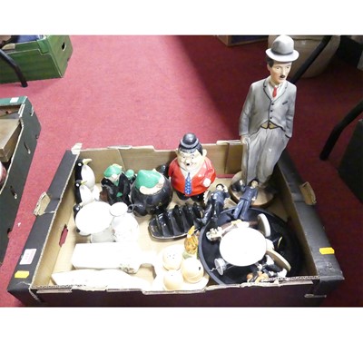 Lot 133 - A collection of ceramics and figures, to...