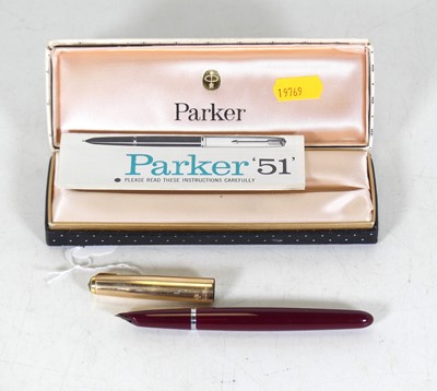 Lot 432 - A Parker 51 aeromatic fill fountain pen, the...