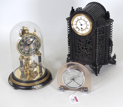 Lot 82 - A Smiths Art Deco lucite and chromed metal...