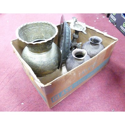 Lot 144 - A collection of metalware, to include an...