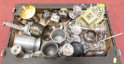 Lot 223 - A collection of metalware, to include a pair...