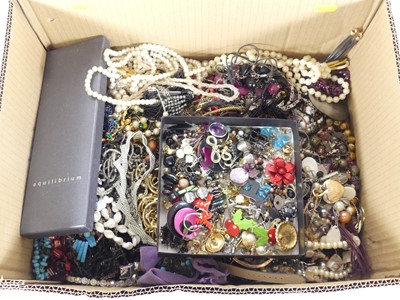 Lot 470 - A collection of costume jewellery, to include...